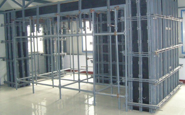 新型建筑模板支撑龙骨