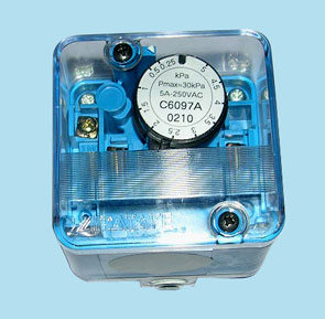 美国Honeywell霍尼韦尔压力开关C6097A2110,C6097A2210